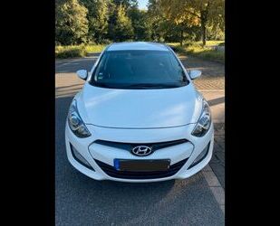 Hyundai Hyundai i30 blue 1.6 GDI Trend DCT Trend Gebrauchtwagen