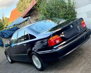 BMW BMW 523i 1Hand (120.000km) Youngtimer TÜV Neu Gebrauchtwagen