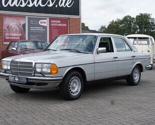 Mercedes-Benz Mercedes-Benz 280E W123 *1.HD*SCHECKHEFT*TOP ZUSTA Gebrauchtwagen