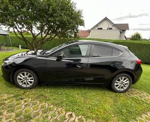 Mazda Mazda 3 2.0 SKYACTIV-G 120 Center-Line Center-Line Gebrauchtwagen