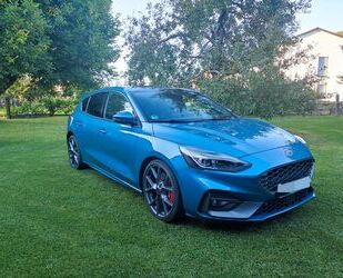 Ford Ford Focus ST 2.3L Services und Bremse hinten NEU Gebrauchtwagen