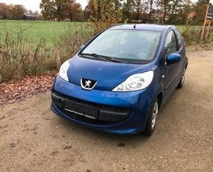 Peugeot Peugeot 107 Filou 70 Filou Gebrauchtwagen