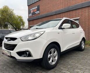 Hyundai Hyundai ix35 Comfort 2WD *KLIMA*2.HAND*AHK* Gebrauchtwagen