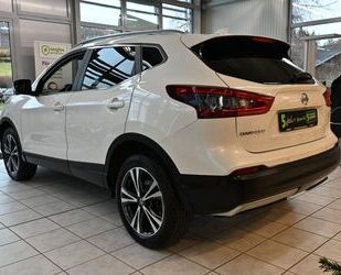 Nissan Nissan Qashqai 1.2DIG-T N-Connecta Navi 360° Pano Gebrauchtwagen