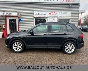 VW Volkswagen Tiguan Trendline*1.HAND*NAVI*AHK*EURO6* Gebrauchtwagen