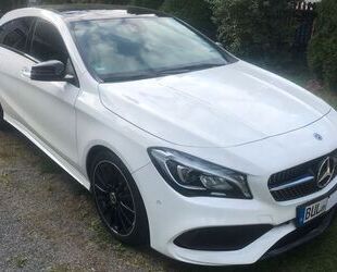 Mercedes-Benz Mercedes-Benz CLA 200 Shooting Brake + Sonnendach Gebrauchtwagen