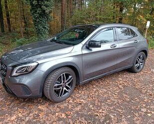 Mercedes-Benz Mercedes-Benz GLA 180 DCT - Gebrauchtwagen