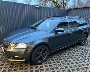 Skoda Skoda Octavia*1,6TDI*DSG*AHK*Klima*SHGZ*LED*Zahnri Gebrauchtwagen