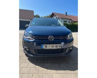 VW Volkswagen Touran 2.0 TDI 180 PS,DSG,Navi,STHZG,AH Gebrauchtwagen