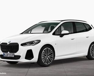 BMW BMW 220i Active Tourer M Sportpaket AHK HUD Gebrauchtwagen