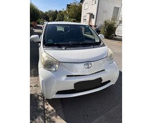 Toyota Toyota IQ Gepflegt neuer Tüv !!! Gebrauchtwagen