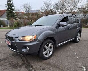 Mitsubishi Mitsubishi Outlander Invite 4WD Gebrauchtwagen