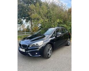 BMW BMW Active Tourer 220i Sport Line Head Up Tempomat Gebrauchtwagen