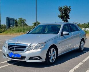 Mercedes-Benz Mercedes-Benz E 220 E -Klasse Lim. CDI BlueEfficie Gebrauchtwagen