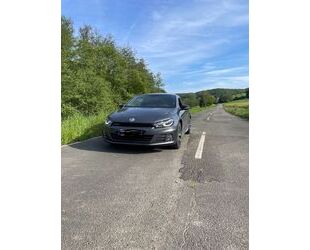 VW Volkswagen Scirocco 2.0 TSI 162kWDSG/Pano/Kam/8Alu Gebrauchtwagen