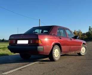 Mercedes-Benz Mercedes-Benz Avantgarde Rosso 190 E W201 Gebrauchtwagen