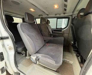 Renault Renault Trafic PASSENGER L2 2 Klimaautomatik!!9Sit Gebrauchtwagen