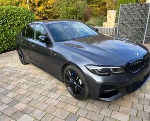 BMW BMW 320d MPaket LivePR HUD Laser GSHD ACC Hifi AHK Gebrauchtwagen