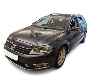 VW Volkswagen Passat 2.0 TDI XENON 1.HAND AHK PDC S-H Gebrauchtwagen