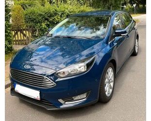 Ford Ford Focus 1,5 TDCi 88kW PowerShift Cool & Conne . Gebrauchtwagen