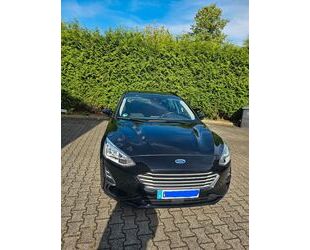 Ford Ford Focus 1,0 EcoBoost 92kW Turnier /5Jah Teilega Gebrauchtwagen