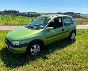 Opel Opel Corsa 1.0 12V EDITION 2000 Edition 2000 Gebrauchtwagen