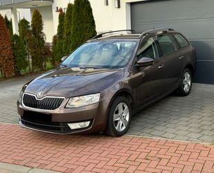 Skoda Skoda Octavia 2.0 TDI 4x4 Style Combi Standheizung Gebrauchtwagen