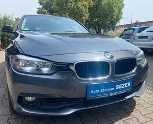 BMW BMW 318i Touring Luxury Line*KLIMAAUT*NAVI*EURO6*P Gebrauchtwagen