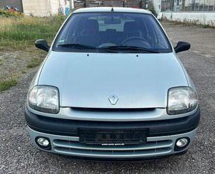 Renault Renault Clio 1.4 RT eFH, Klima, Servo, nur 104tkm. Gebrauchtwagen