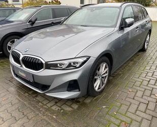 BMW BMW 320 d xDrive Touring *WIDE/CURVED*DRIVING*AHK* Gebrauchtwagen