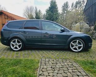 Ford Ford Focus 1,8 Turnier DA 3 Gebrauchtwagen