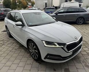 Skoda Skoda Octavia Combi 2.0 TDI *Scheckheft* FIRST EDI Gebrauchtwagen