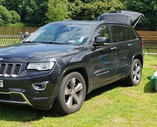 Jeep Jeep Grand Cherokee 3.0l V6 Overland AHK Gebrauchtwagen