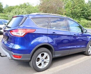 Ford Ford Kuga Sync Edition AHK 2.Hand gepflegt TÜV4/26 Gebrauchtwagen