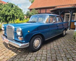 Mercedes-Benz Mercedes-Benz 200 Gebrauchtwagen