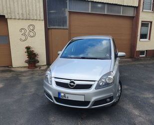 Opel Opel Zafira B 1.6 CNG Erdgas - 7-Sitzer Gebrauchtwagen