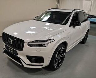 Volvo Volvo XC90 T8 Ultimate Dark PHEV*Pano* AWD*B&W*A Gebrauchtwagen