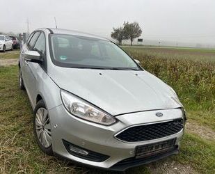 Ford Ford Focus Turnier Business *Automatik*Navigation* Gebrauchtwagen