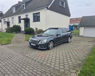 Mercedes-Benz Mercedes-Benz E 350 CDI 4MATIC T 7SITZER AMG-ST Gebrauchtwagen