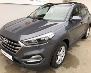 Hyundai Hyundai Tucson 2.0 CRDi 4WD Automatik Kamera Pano Gebrauchtwagen