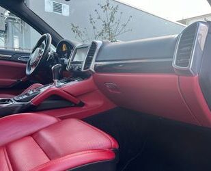 Porsche Porsche Cayenne S GTS D Chrono Bose Pano AHK 1.Han Gebrauchtwagen