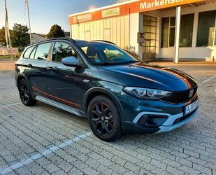 Fiat Fiat Tipo Garmin.CROSS.HYBRID.Automatik Gebrauchtwagen