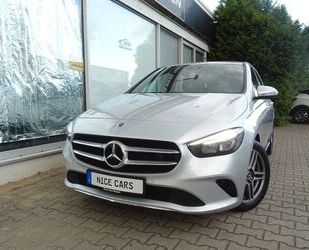 Mercedes-Benz Mercedes-Benz B 180 B -Klasse B 180 LED LEDER NAVI Gebrauchtwagen