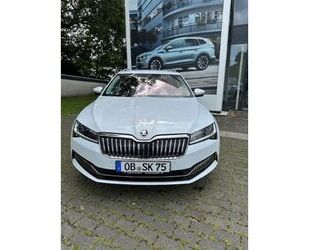 Skoda Skoda Superb Combi Style 2.0 TDI DSG 360°Navi*PTS* Gebrauchtwagen