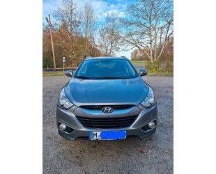 Hyundai Hyundai ix35 2.0 Premium 4WD Automatik Premium Gebrauchtwagen