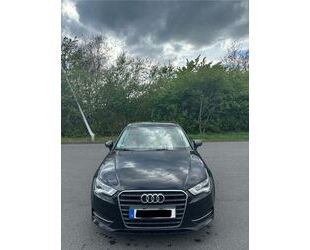 Audi Audi A3 1.6 TDI Sportback NAVI/SR+WR/Bordcomputer Gebrauchtwagen