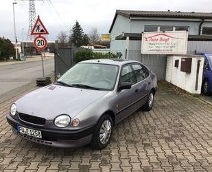 Toyota Toyota Corolla Liftback 1,6 +Schiebedach Gebrauchtwagen