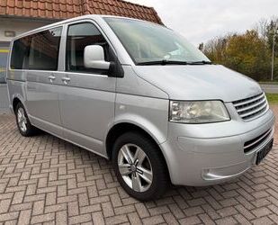 VW Volkswagen T5 Caravelle 2.5TDI 8-Sitze+3-Zonen-Kli Gebrauchtwagen