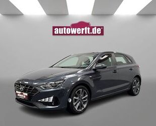 Hyundai Hyundai i30 1.0 T-GDI Aut. NAVI KAMERA PDC SHZ 17Z Gebrauchtwagen