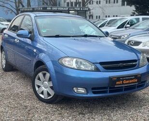 Chevrolet Chevrolet Lacetti 1,4 SE TÜV NEU*AHK*Klima*MP3 Gebrauchtwagen